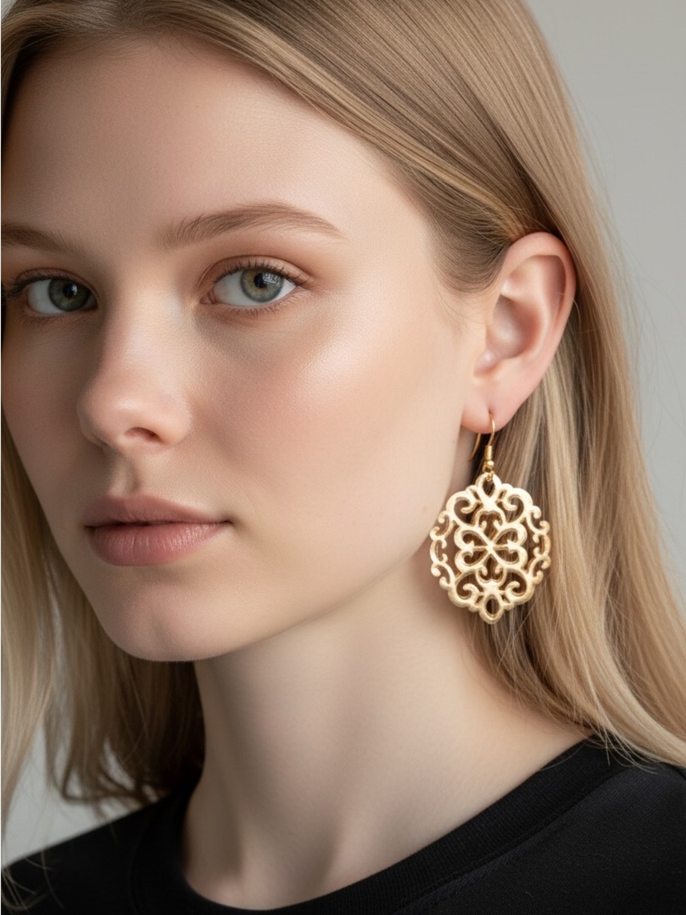 9/16 Gold Filigree Drop Earrings - Elegant Women's Jewelry